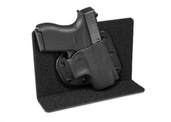 Small Purse Defender with Glock 42