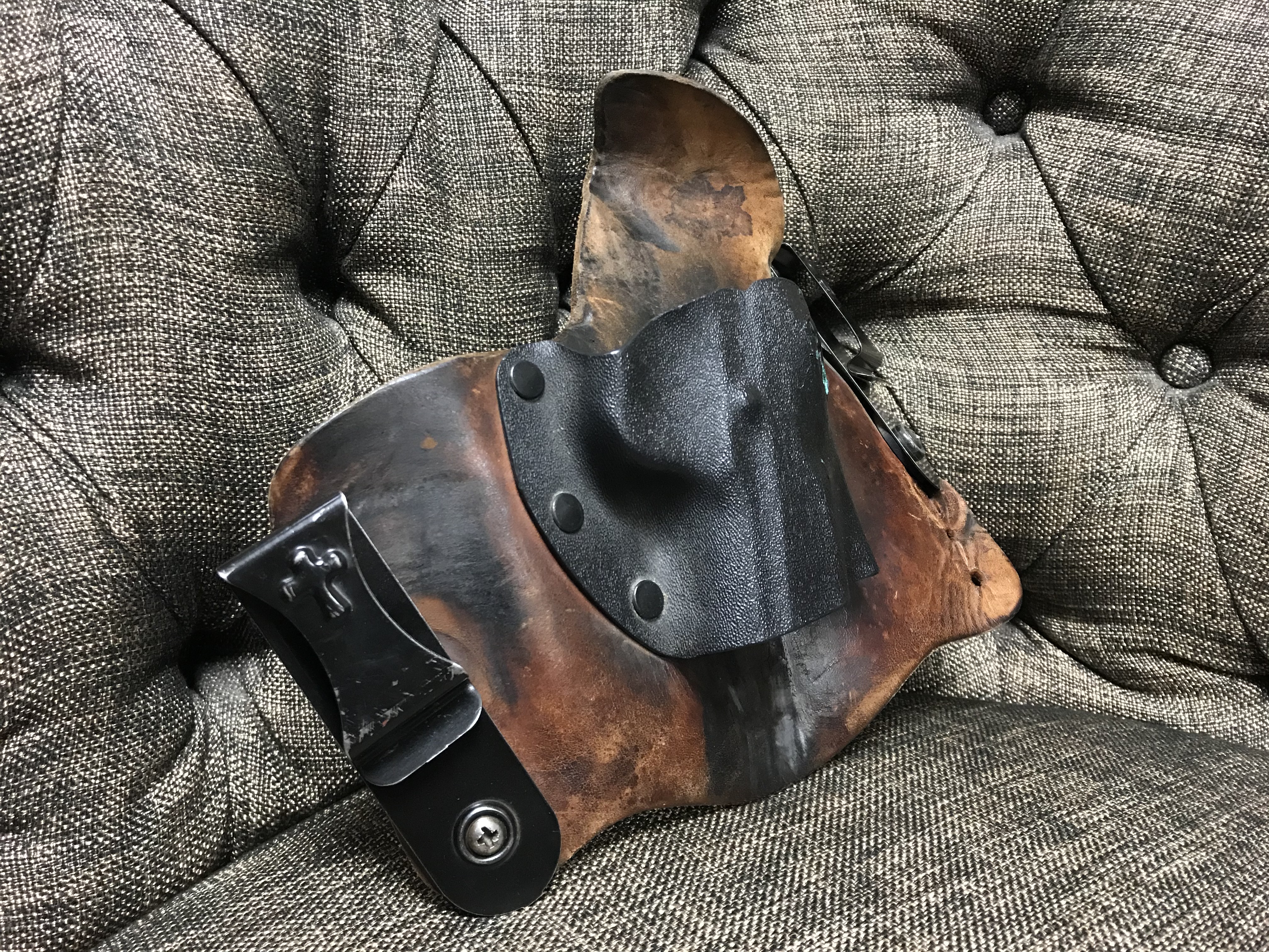 holsters, holster, hybrid holsters, the reckoning holster, IWB, OWB, CrossBreed Holsters, holster maintenance, saddle oil, IWB Holster, clean holster, how to clean your holster, concealed carry, open carry, EDC, everyday carry, 